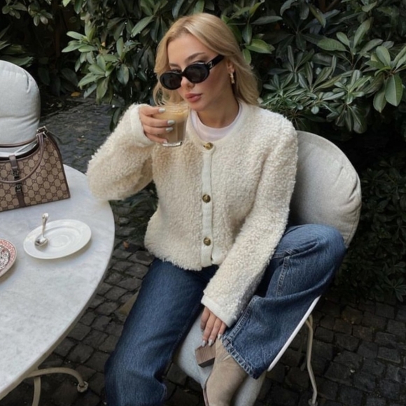 Massimo Dutti Boucle Cardigan Size Small - Picture 7 of 13